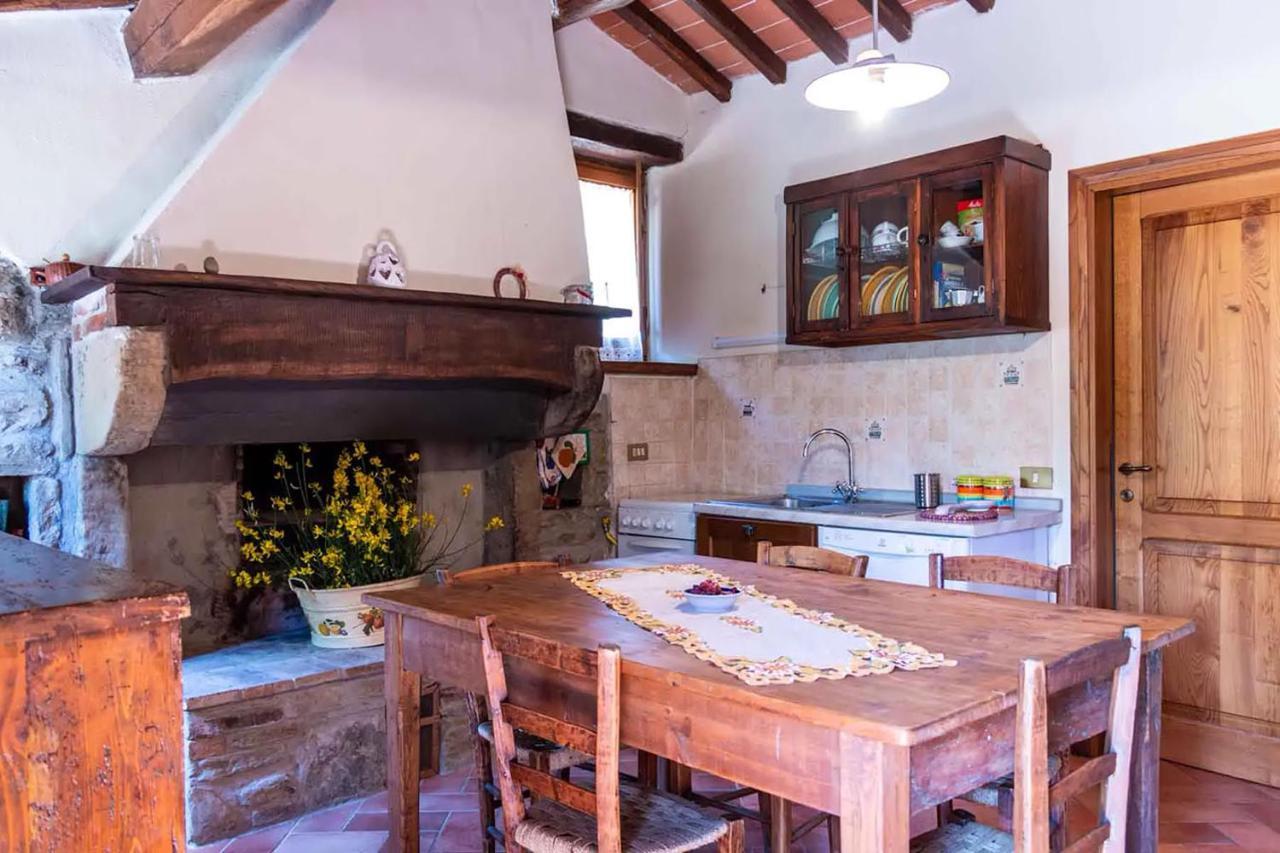 Agriturismo Con Piscina In Toscana, Tribbiano Ареццо Экстерьер фото